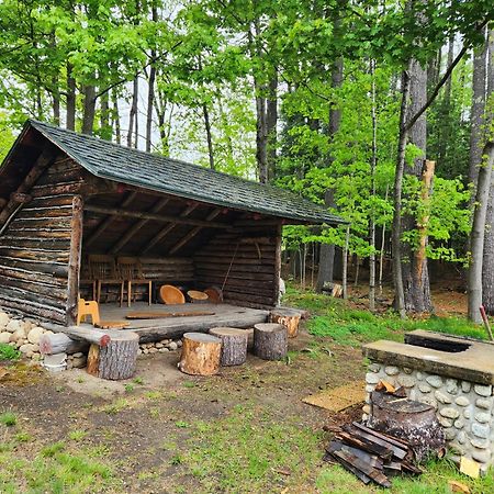 Trails End Inn Keene Valley Экстерьер фото