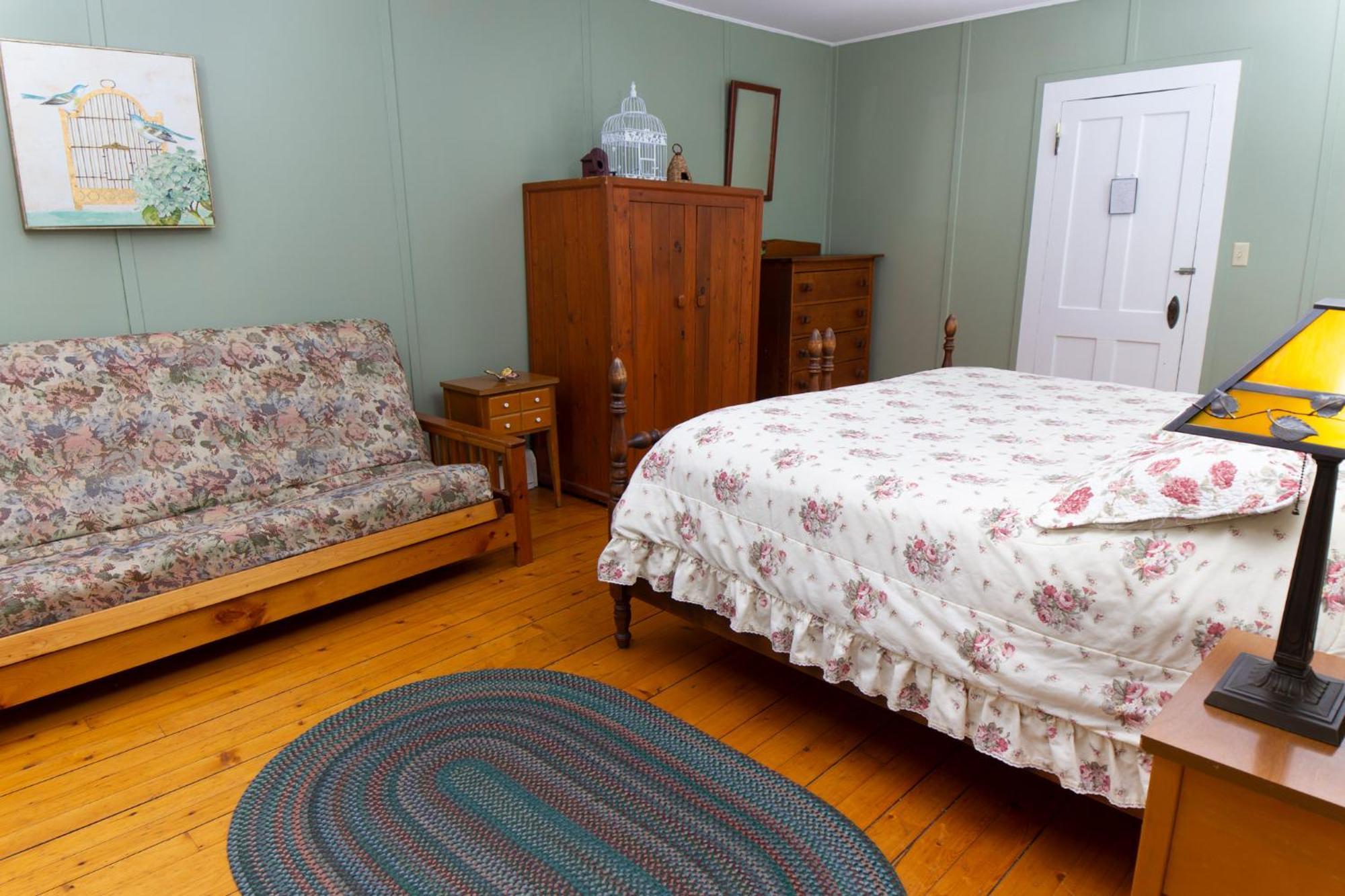 Trails End Inn Keene Valley Экстерьер фото