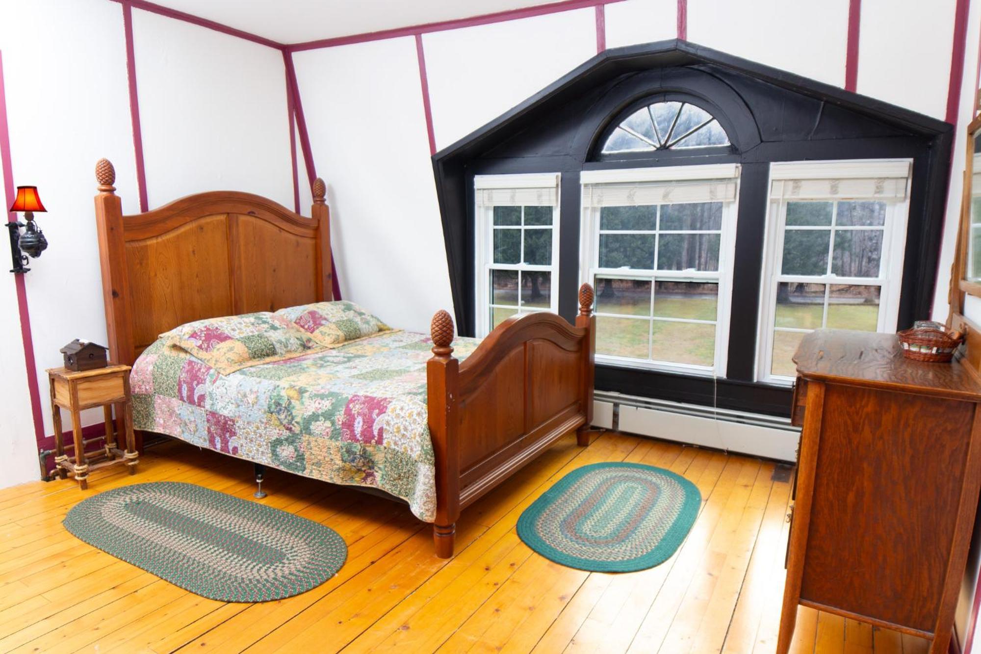 Trails End Inn Keene Valley Экстерьер фото